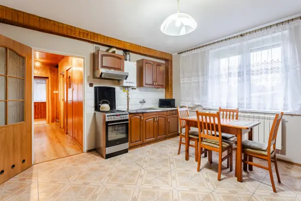 wielkopolskie, poznański, Pobiedziska, Bugaj, Graniczna, Dom w świetnej lokalizacji zarówno dla rodziny jak i na cel komercyjny