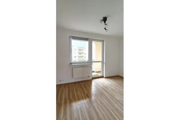 Poznań, Poznań-Stare Miasto, Piątkowo, Królewska, Poznań, ul. Królewska – przestronne 2 pokoje z osobną kuchnią i dwoma balkonami