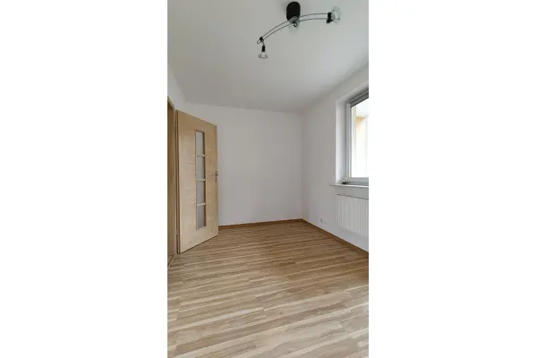 Poznań, Poznań-Stare Miasto, Piątkowo, Królewska, Poznań, ul. Królewska – przestronne 2 pokoje z osobną kuchnią i dwoma balkonami