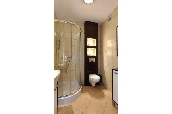 Poznań, Poznań-Stare Miasto, Piątkowo, Królewska, Poznań, ul. Królewska – przestronne 2 pokoje z osobną kuchnią i dwoma balkonami