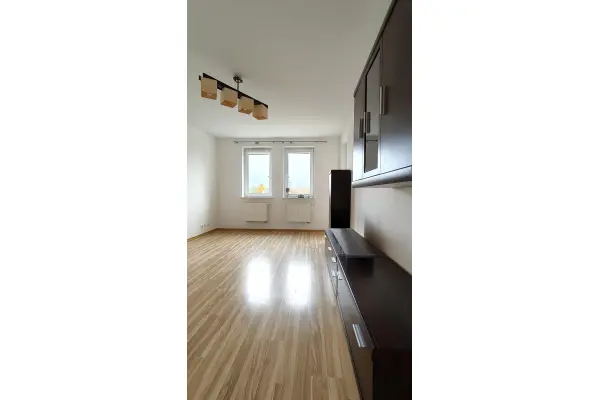 Poznań, Poznań-Stare Miasto, Piątkowo, Królewska, Poznań, ul. Królewska – przestronne 2 pokoje z osobną kuchnią i dwoma balkonami