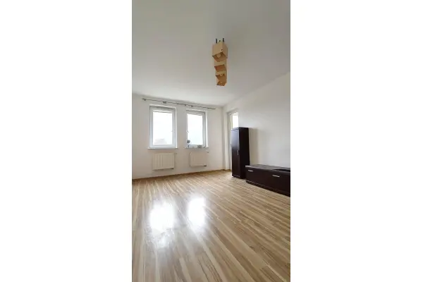 Poznań, Poznań-Stare Miasto, Piątkowo, Królewska, Poznań, ul. Królewska – przestronne 2 pokoje z osobną kuchnią i dwoma balkonami