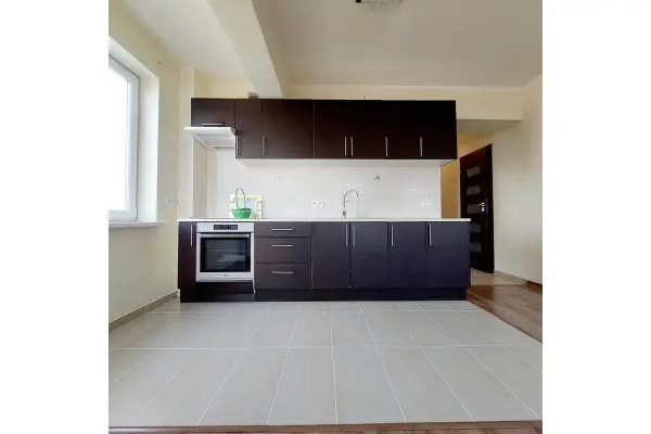 Poznań, Poznań-Grunwald, Górczyn, Kazimierza Jarochowskiego, 3 pokoje w nowszym bloku z windą i miejscem postojowym