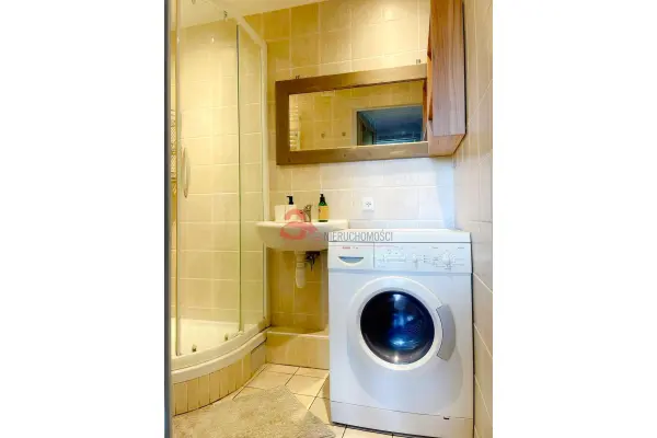 Poznań, Poznań-Stare Miasto, Winogrady, os. Słowiańskie, Słoneczne 2 pokoje na os. Słowiańskim z widokiem na zieleń