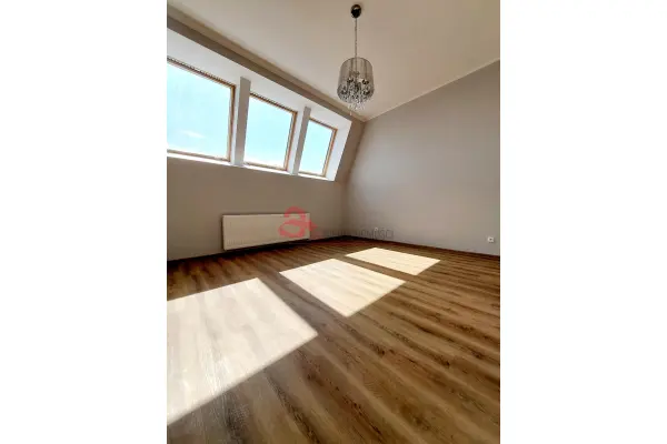 Poznań, Poznań-Grunwald, Łazarz, Głogowska, Stylowo wykończony lokal na Łazarzu w odrestaurowanej kamienicy