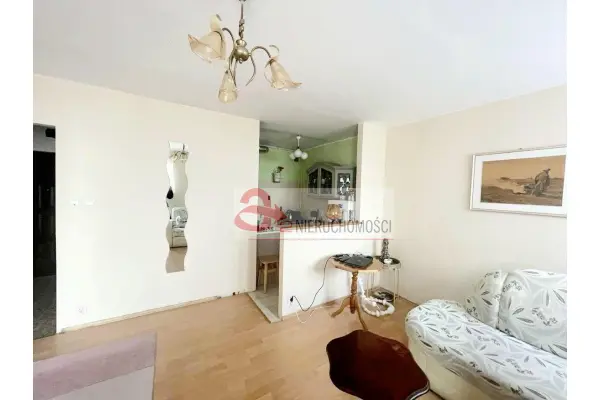 Poznań, Poznań-Stare Miasto, Winogrady, os. Słowiańskie, Kawalerka z balkonem idealna na inwestycję