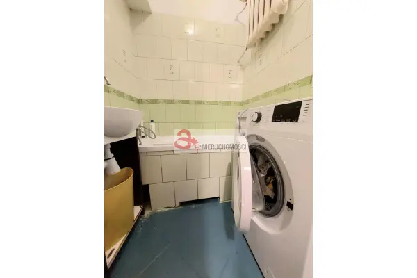 Poznań, Poznań-Stare Miasto, Winogrady, os. Słowiańskie, Kawalerka z balkonem idealna na inwestycję