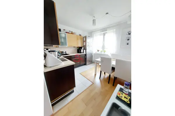 Poznań, Poznań-Stare Miasto, Piątkowo, os. Stefana Batorego, Tuż przy pętli tramwajowej na Piątkowie